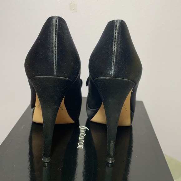 Boutique 9 Black Platform Bow Peeptoe Heels Size 7.5 - Picture 3 of 5
